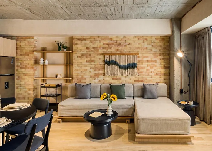 Caliza Roma Residences By Tasman Apartahotel