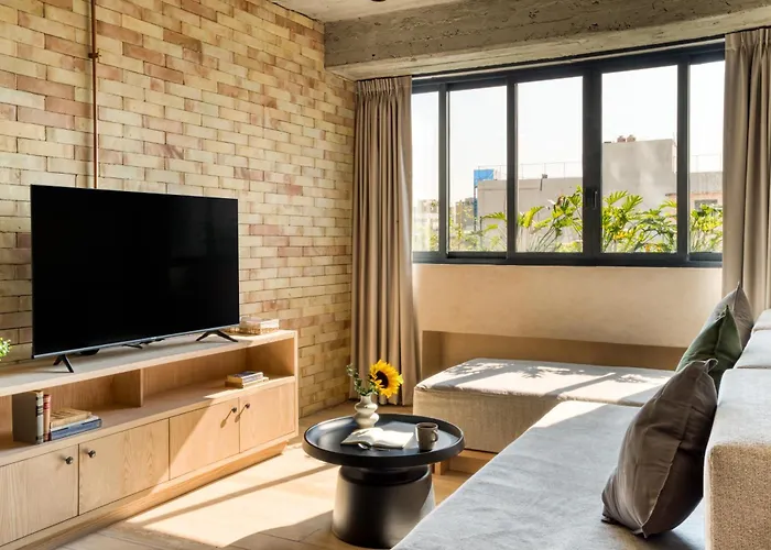 Caliza Roma Residences By Tasman Apartahotel