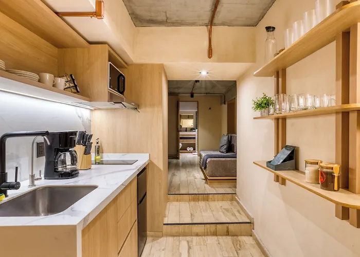 Caliza Roma Residences By Tasman 4*